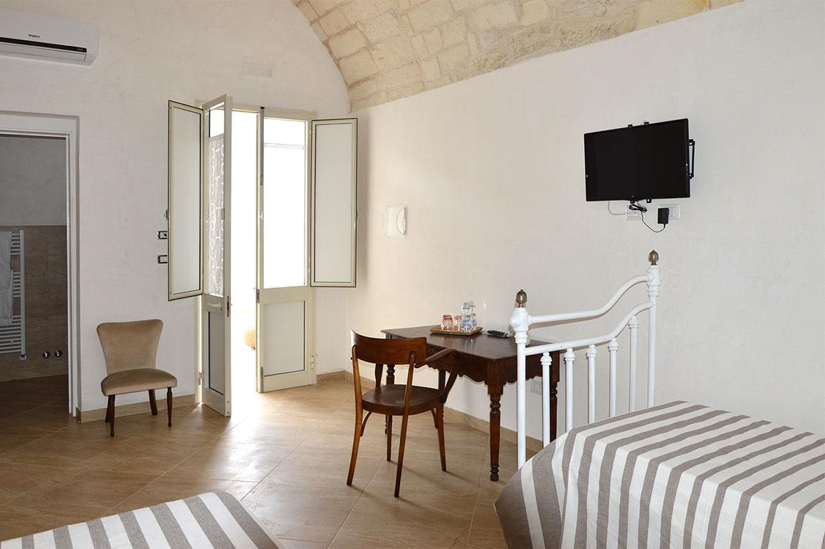 B&B Palazzo Marzo โอตรันโต ภายนอก รูปภาพ