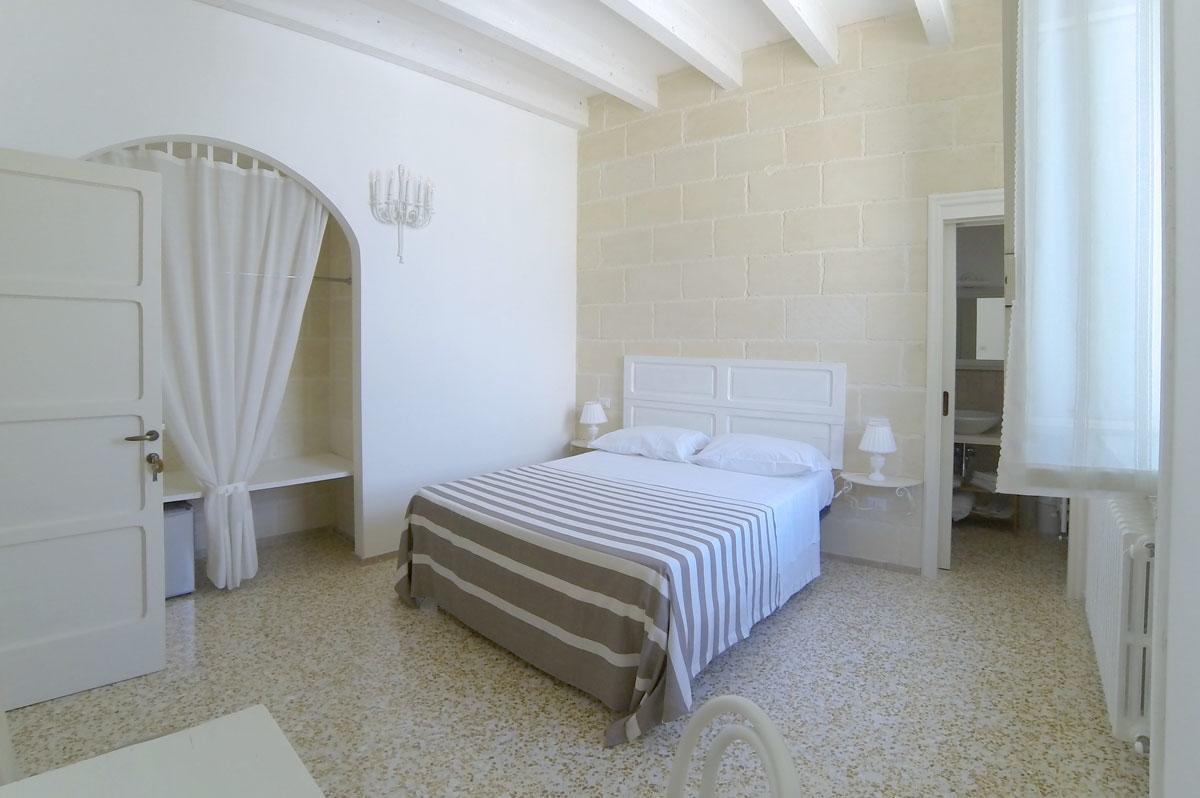 B&B Palazzo Marzo โอตรันโต ภายนอก รูปภาพ