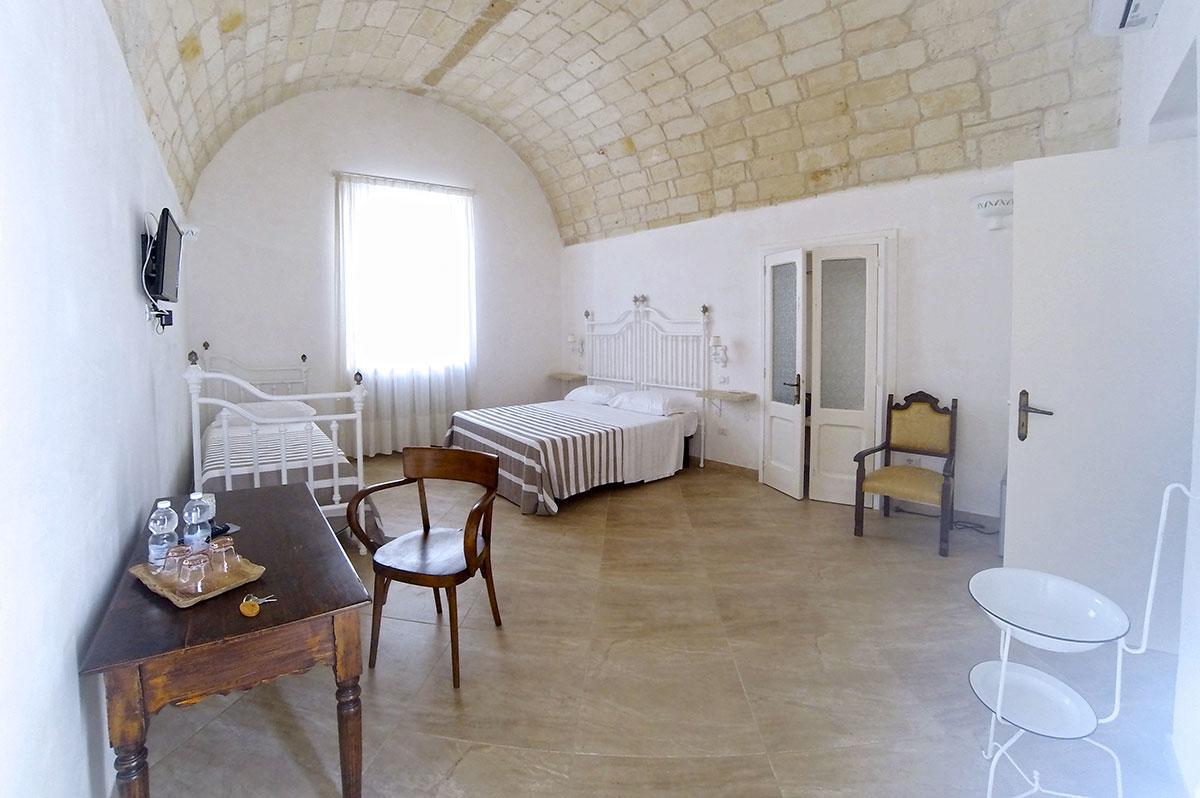 B&B Palazzo Marzo โอตรันโต ภายนอก รูปภาพ
