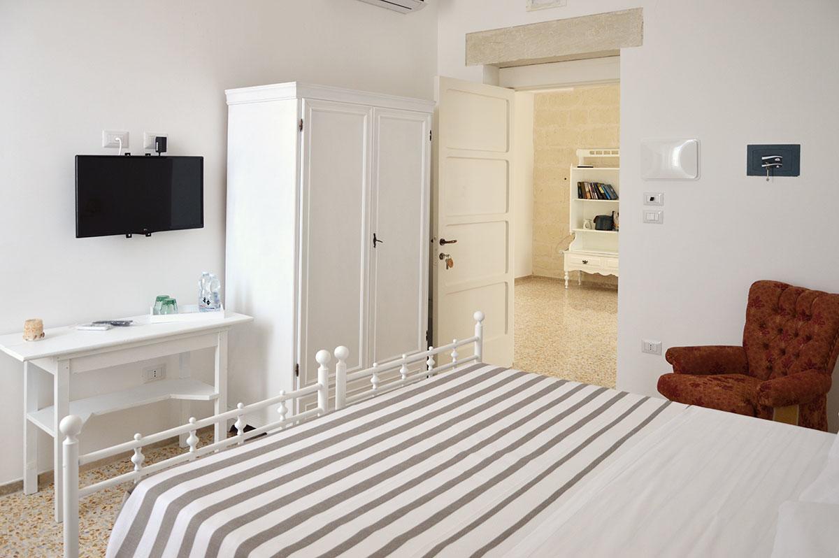 B&B Palazzo Marzo โอตรันโต ภายนอก รูปภาพ